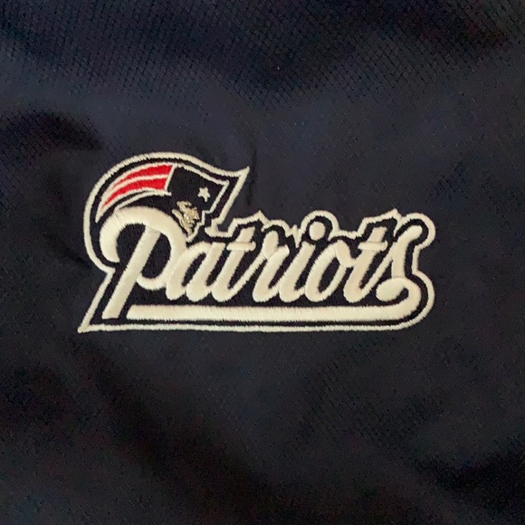 NWOT NFL New England Patriots Sideline Windbreaker Jacket by Reebok - Picture 8 of 16